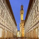 A Casa Di Caravaggio - Pitti