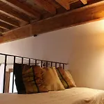 Elena Apartment