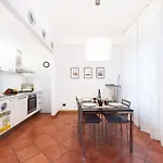 Santissima Annunziata Apartment