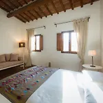 San Lorenzo Market Suite
