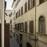 Pitti Modern Studio