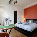 Urban Jungle Suite