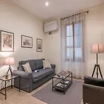 Federighi Halldis Apartment