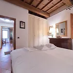 Tornabuoni Apartment