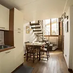 Hemeras Boutique House Servi