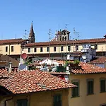 Rustici Apartment With Terrace