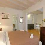 Relais Martinez Florence