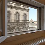 Lungarno Vespucci Elegance In Florence