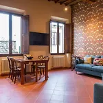 72 Via Romana