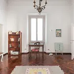 Leopolda Dream Beautiful Apartment Sleeps 5!