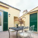 Albizi Luxury Apartment