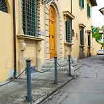 Torre Dei Lari Residenza D\'Epoca