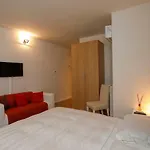 La Corte Di Piero