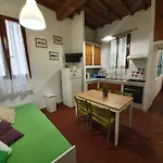 Audrey House