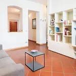 Italianway - Delle Casine 14
