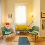 Uffizi Suite B