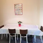 Cozy Family Apartment With Parking Spot
