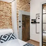 Vigna Vecchia Modern Studio