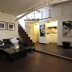 Fashion Suite 76