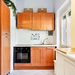 Le Cure Cozy Apartment