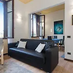 Rental In Rome Rosselli Palace Deluxe 4 Apartment