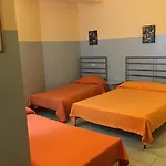 Studio For 4 Persons Near Central Station Of Santa Maria Novella
