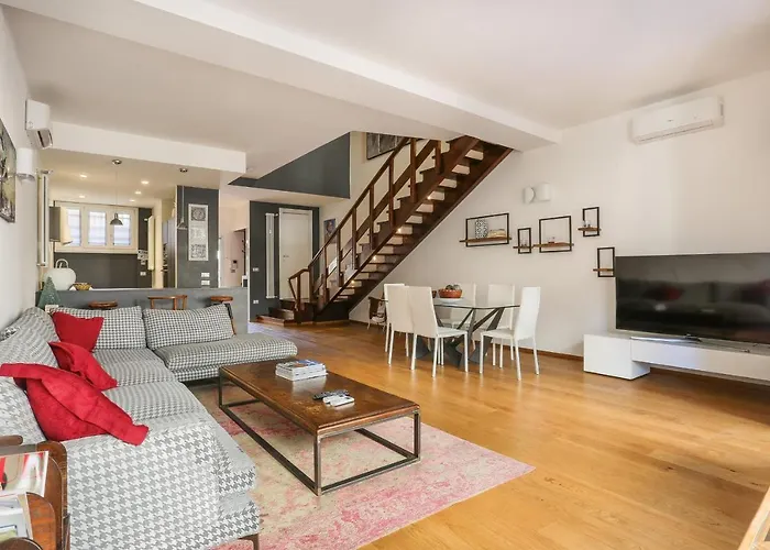 Luxury Pontevecchio 5 Stars Apartment