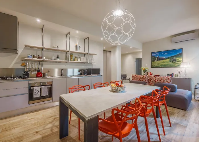 Lucy Florence Charming Modern Apartment Near Piazza Della Liberta