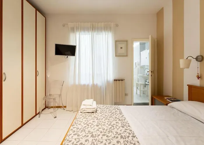 Keys Of Italy - Ghibellina 80 Private Room - In Santa Croce