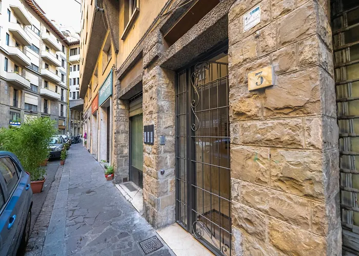 Florence Ponte Vecchio Apartment