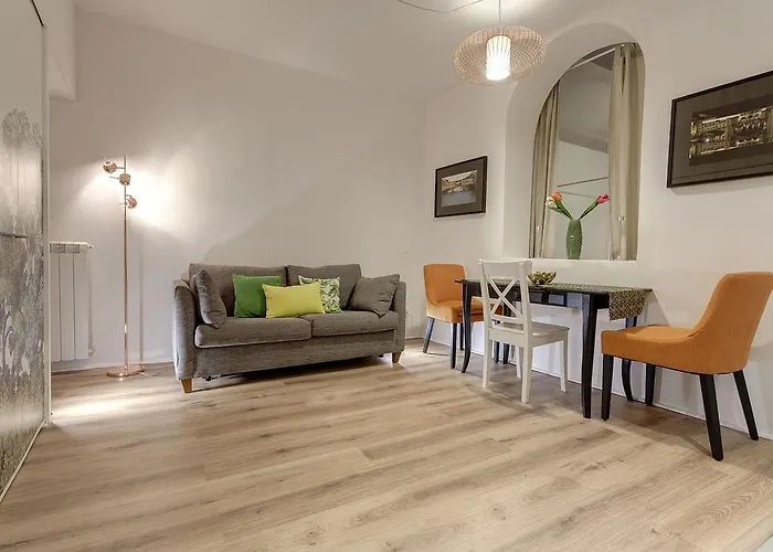 Isola Apartments