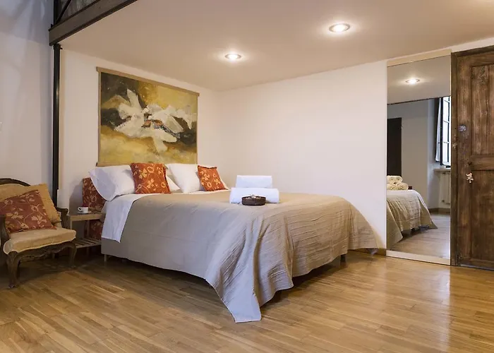 Frescobaldi Florence Apartment