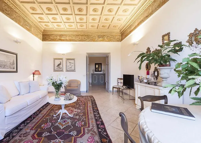 San Giovanni Apartment