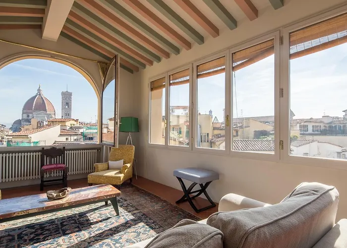Golden View Apartment