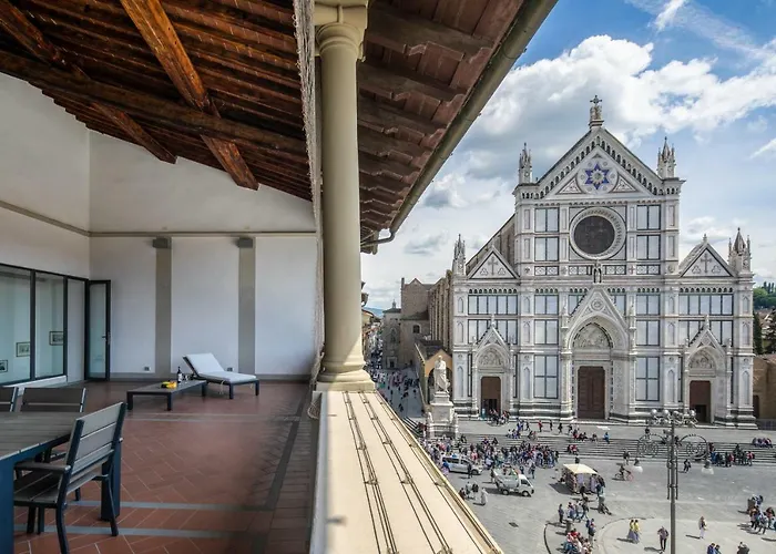 Loggia Santa Croce