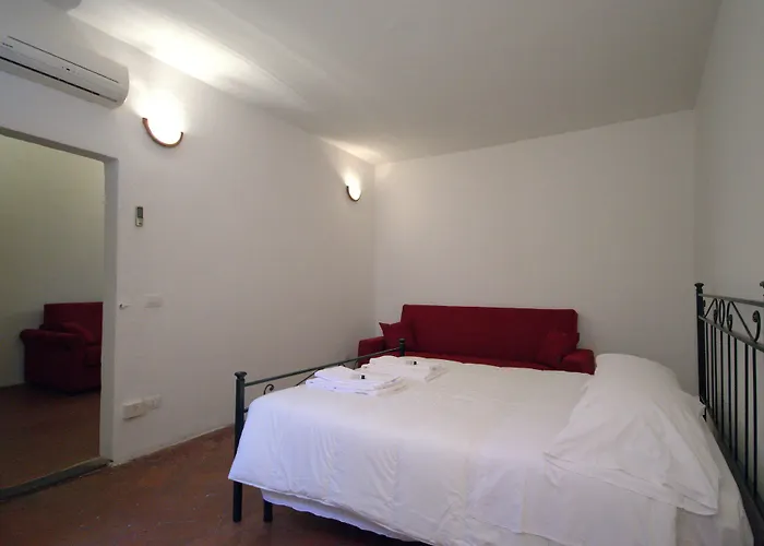 Prestige House Arno River