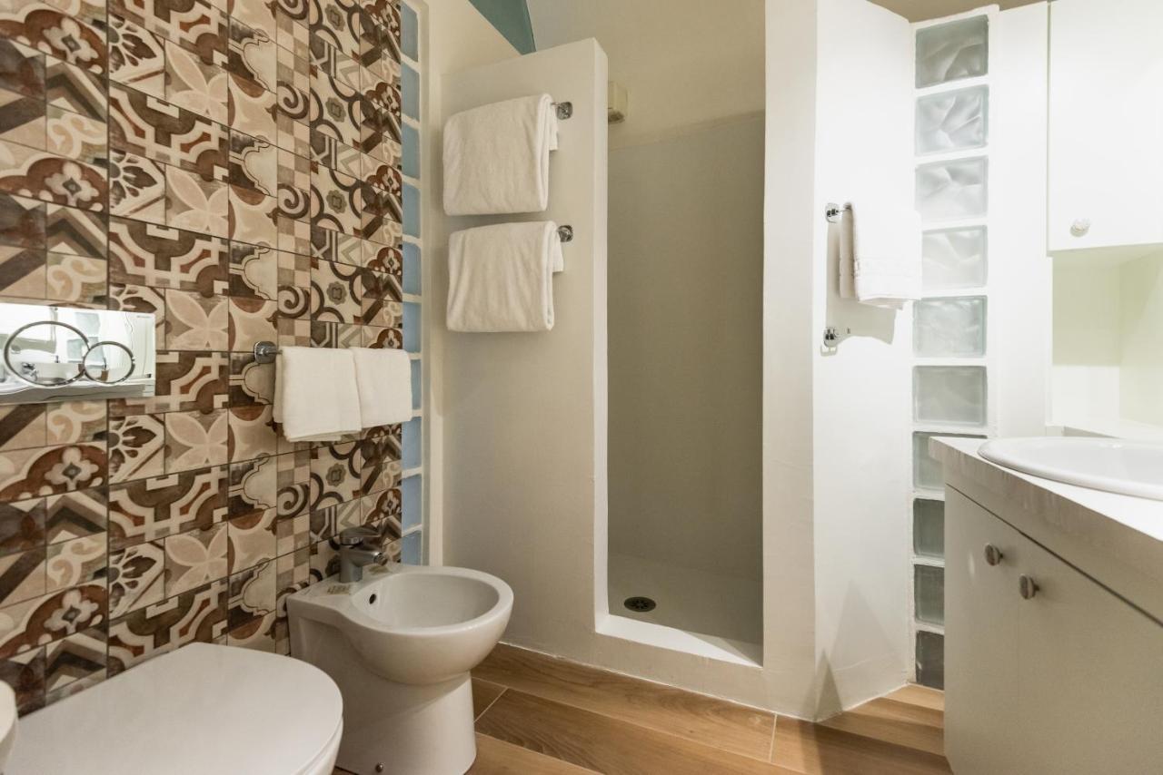 Aqa Palace Guest house Florence
