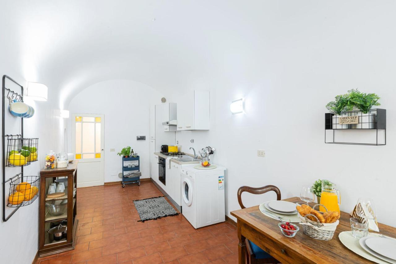 Appartement Historic Center! Charming Traditional Florentine Building - Ac,wifi - By Likehomeflorence *