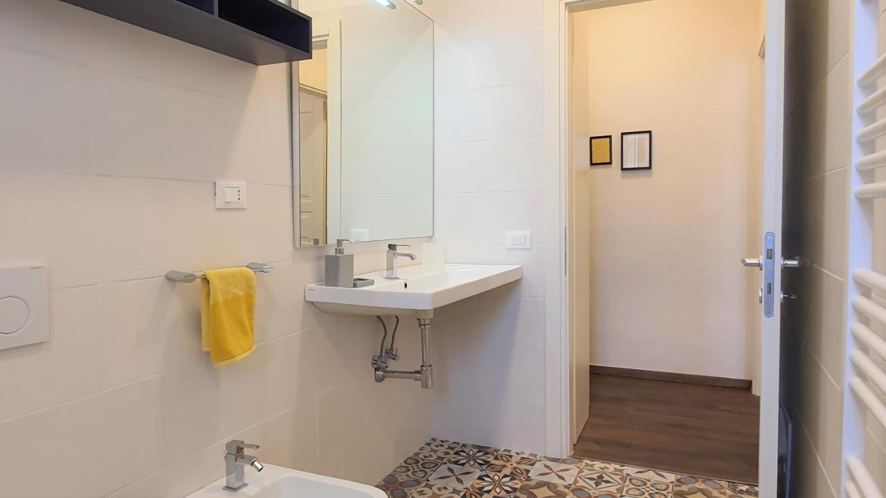 Apartment Elegant Yellow In San Gallo