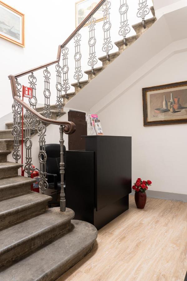 Palazzo Oliveto * Florence