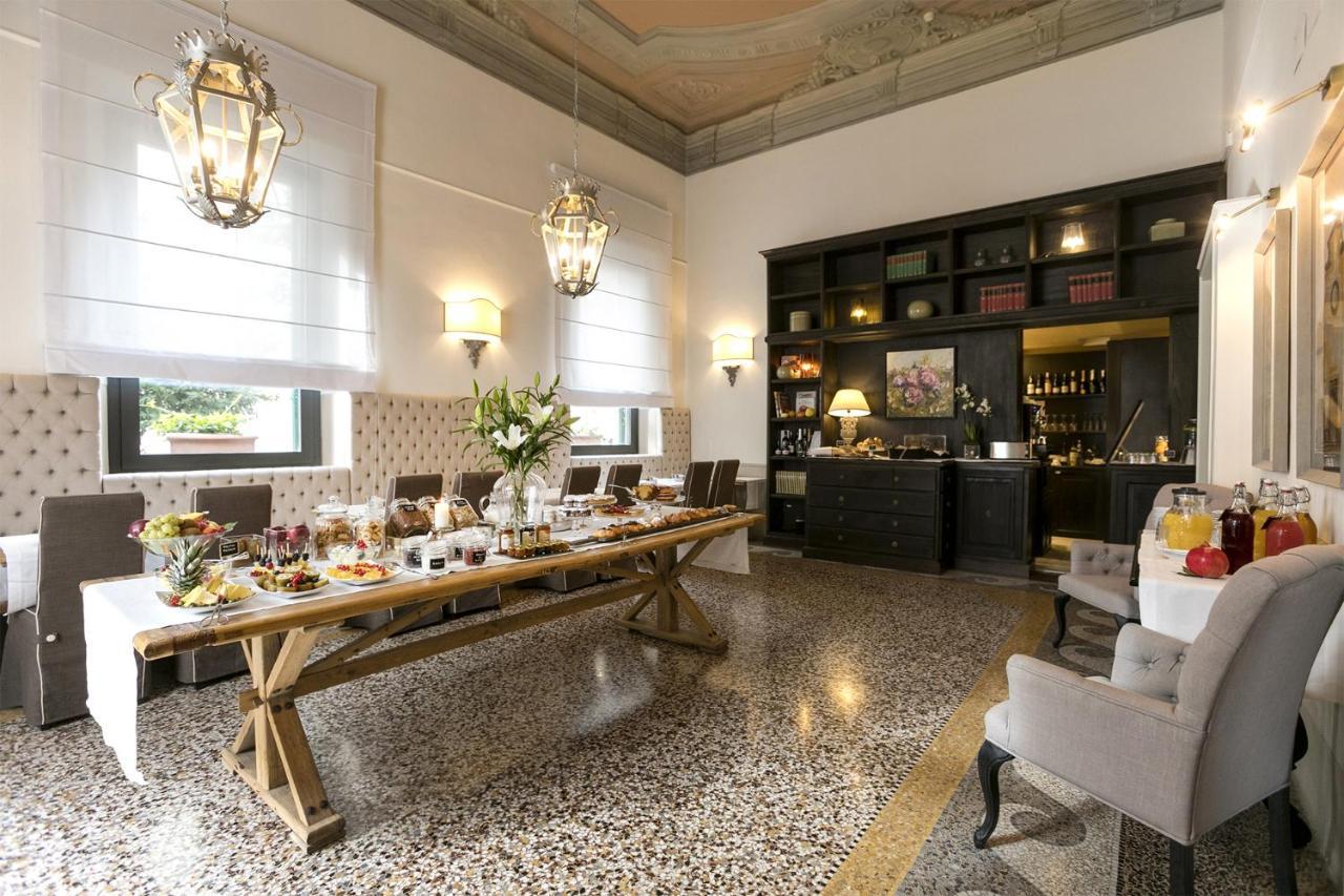 Palazzo Lorenzo Boutique & Hotel 4*