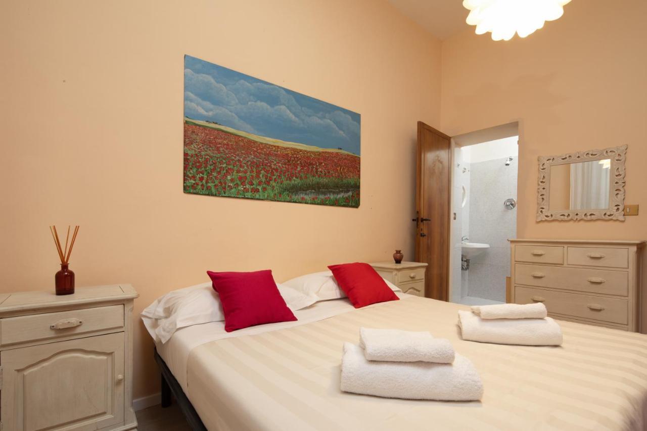 Oltrarno Garden Apartment Florence