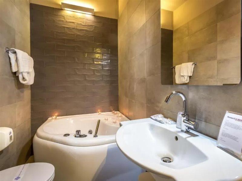 Old Bridge Bed & Breakfast 3*