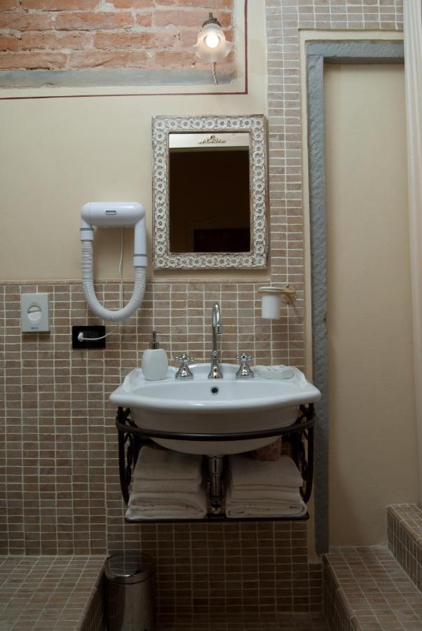 Casa Leopardi * Florence