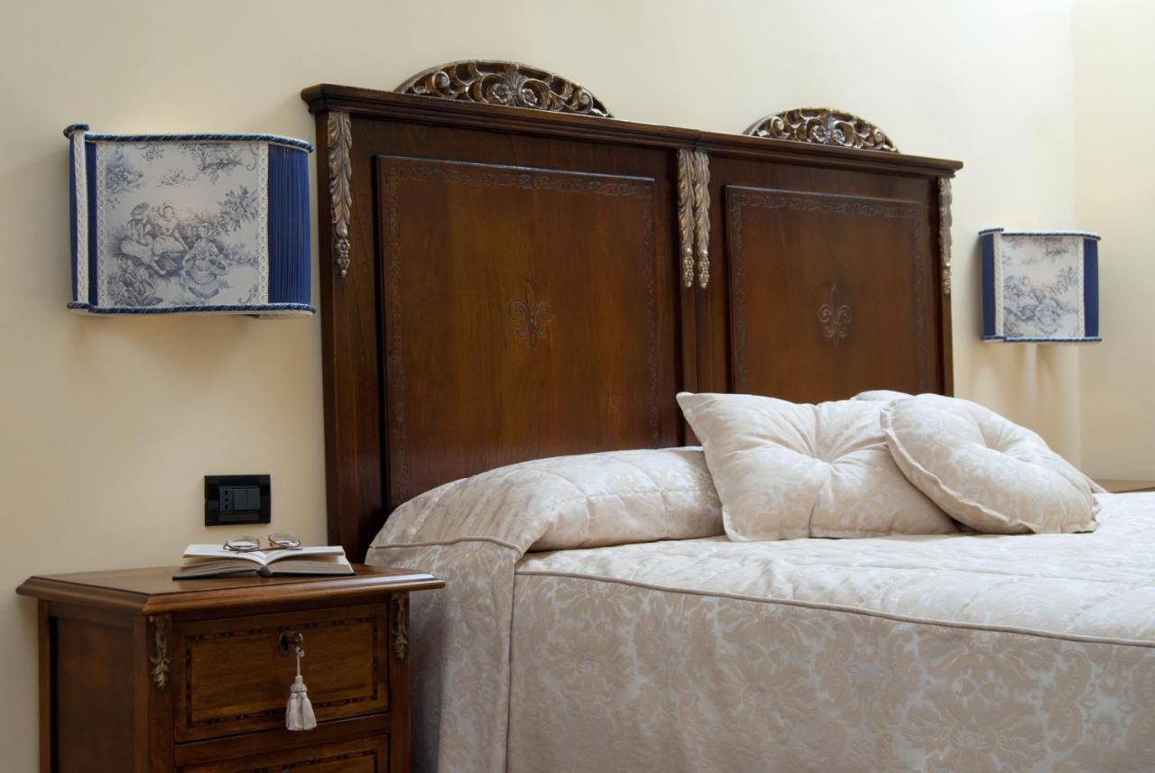 Casa Leopardi Bed & Breakfast Florence