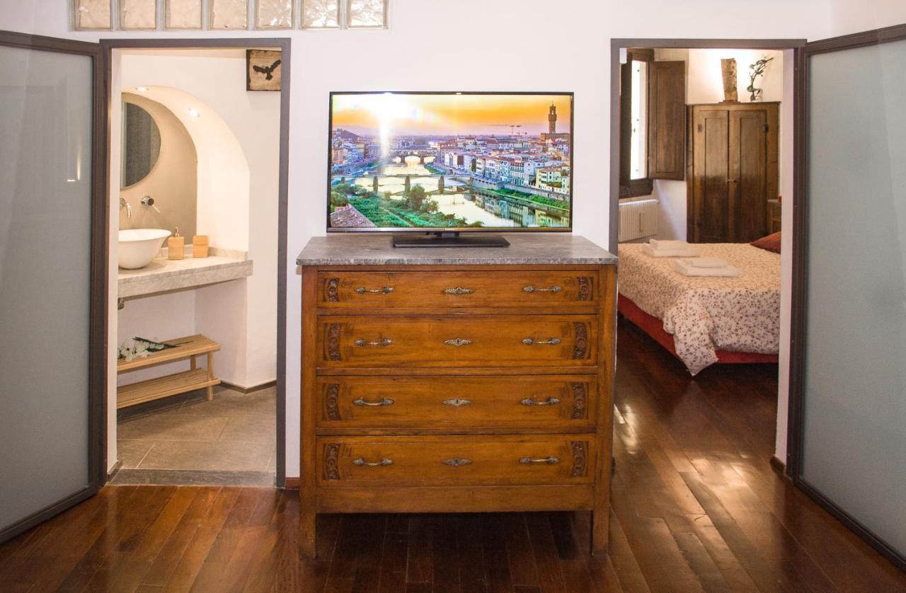 Old Convent In Via De Neri Apartment