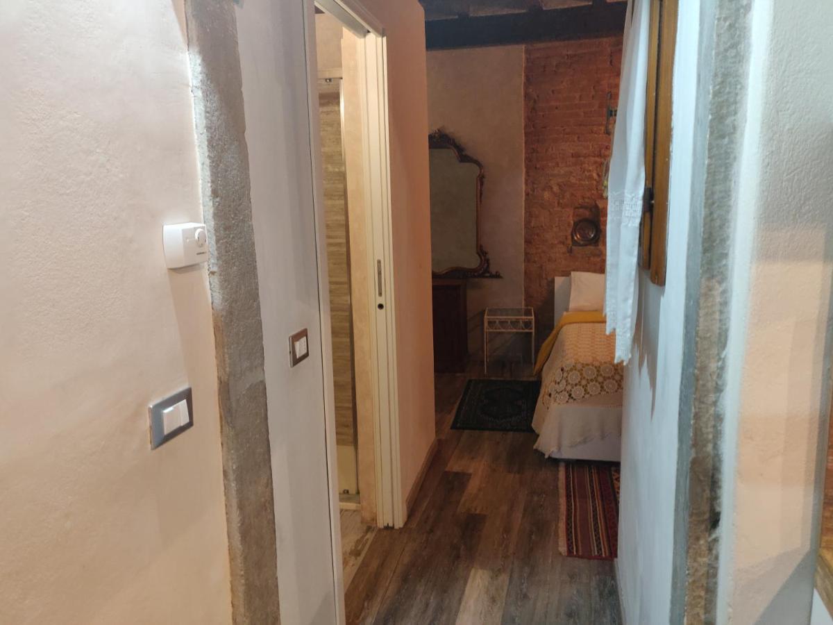 San Lorenzo Church Apartment *