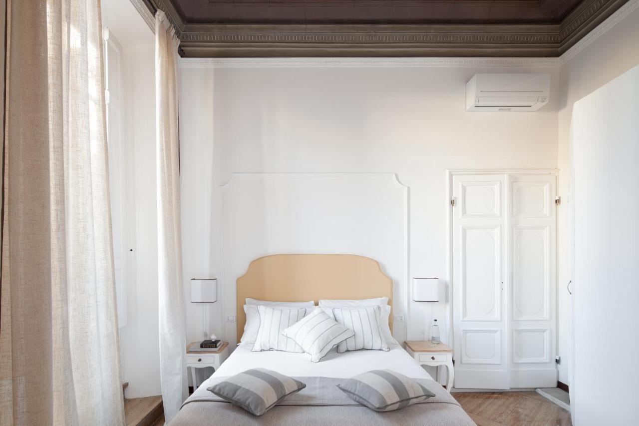 Crispi Guest house 2*
