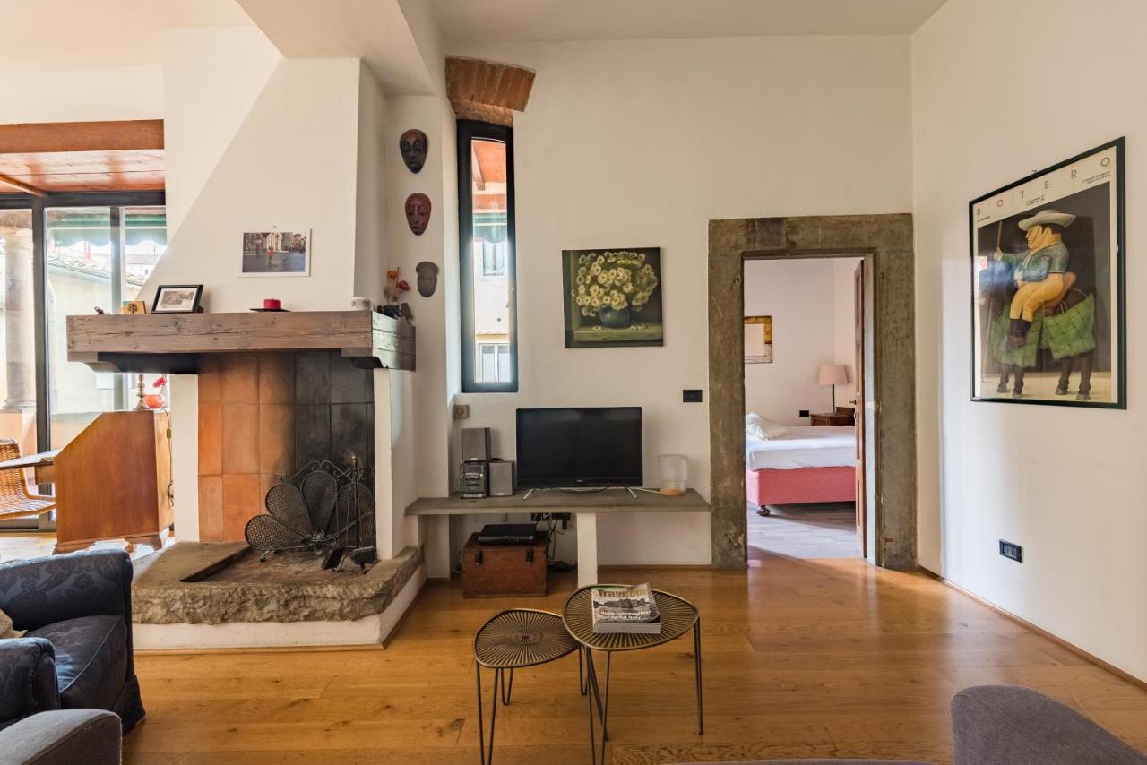 Apartment Refined Flat With Private Loggia In San Frediano *