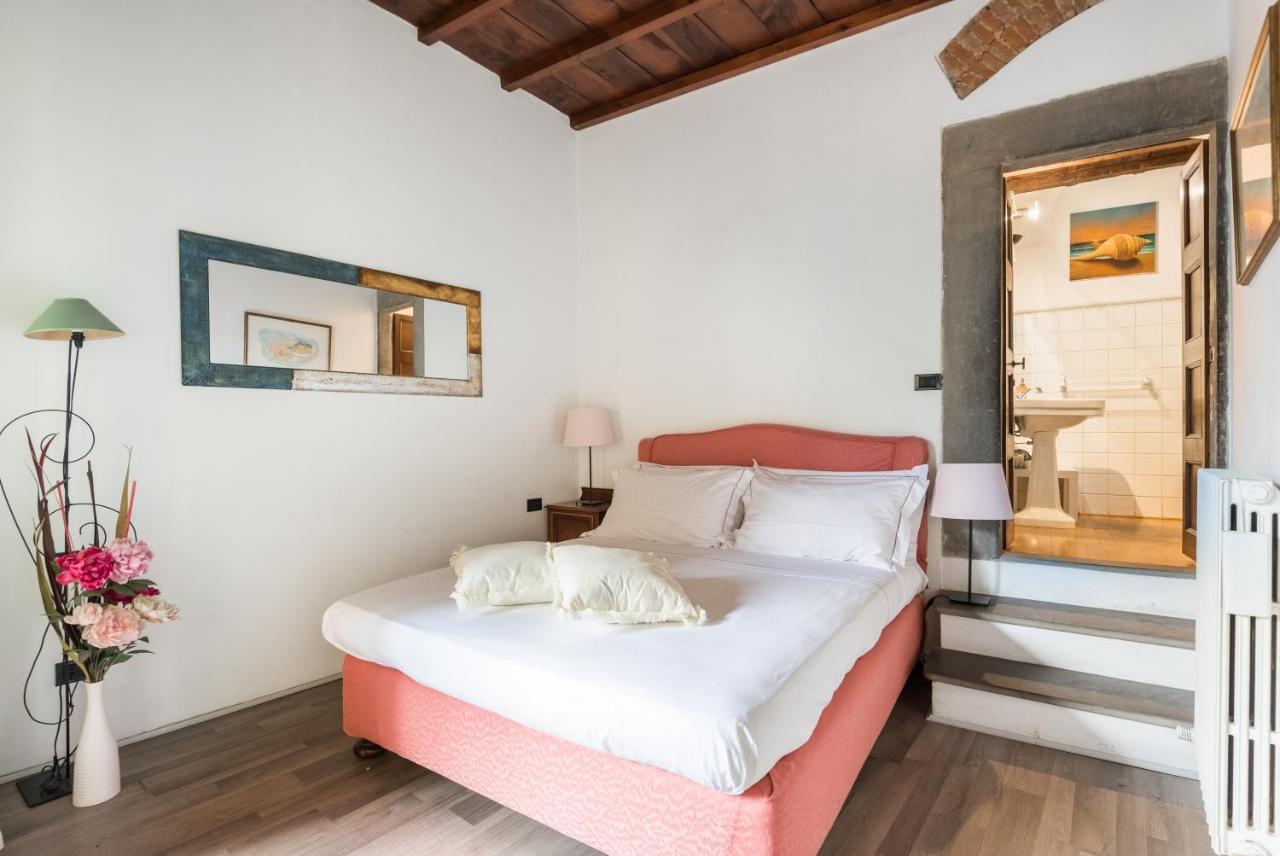 Refined Flat With Private Loggia In San Frediano Appartement